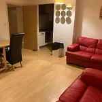 Perfect Airport Apartments
