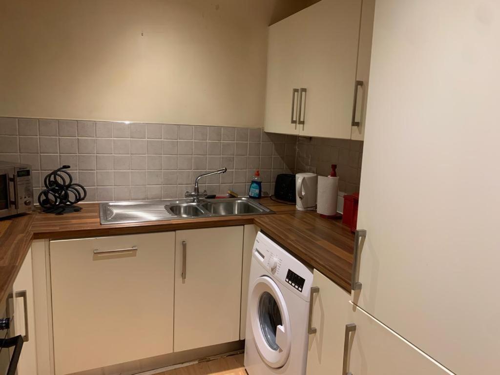 Perfect Airport Apartments